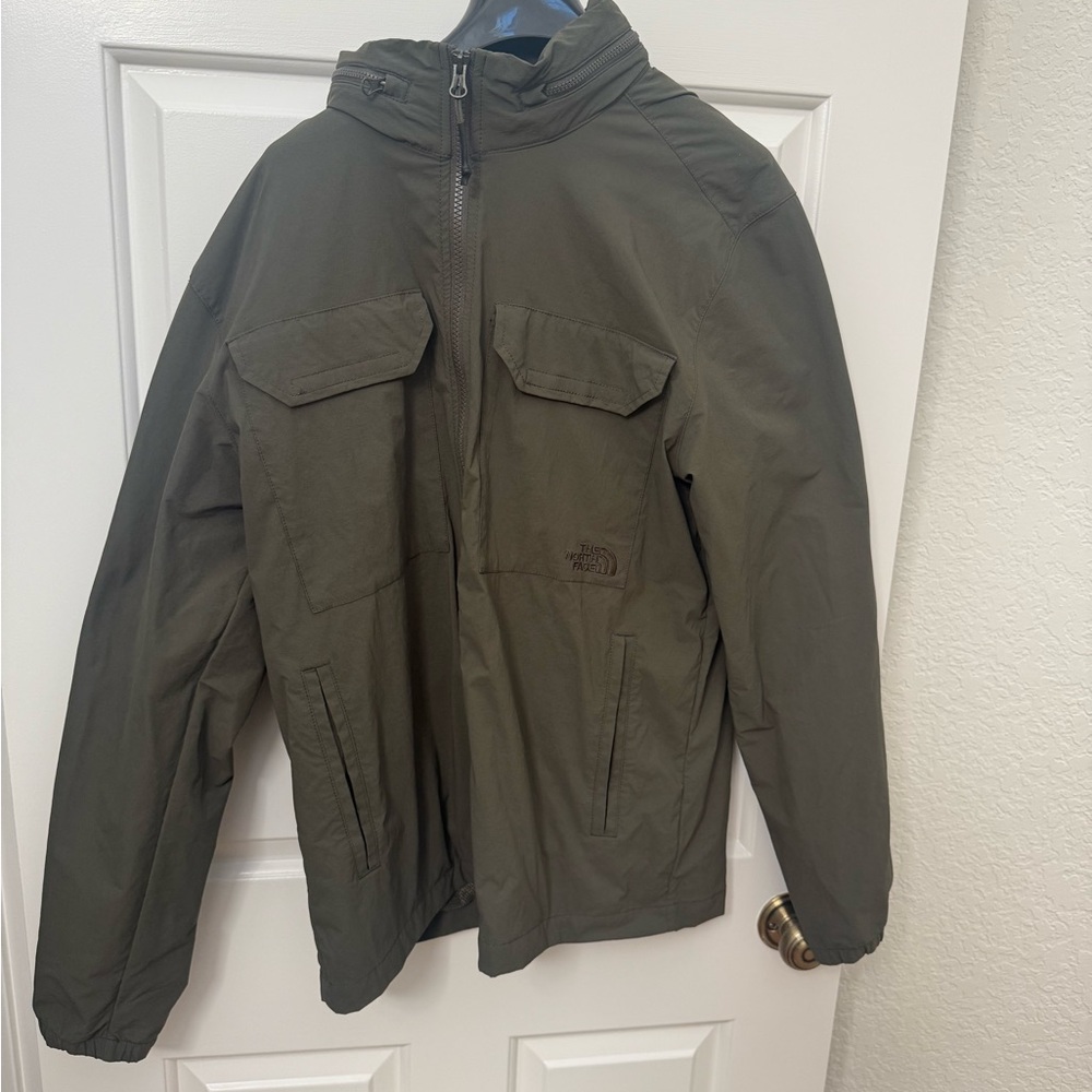 The North Face Men's Dark Green Field Jacket